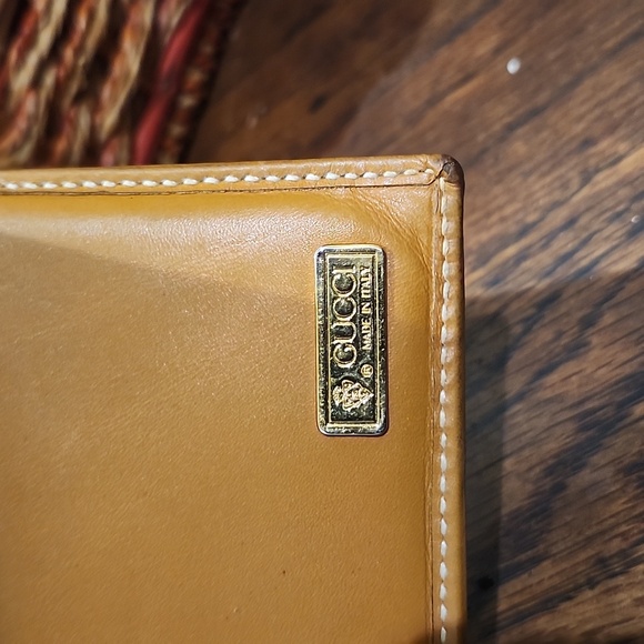 Gucci Micro GG Bi-Fold Wallet - Picture 9 of 14